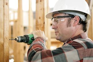 Trang Bi Kinh Bao Ho Khi Lam Viec